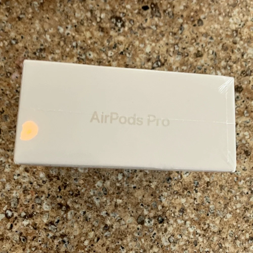 Apple AirPods Pro 2nd generation - Picture 5 of 7